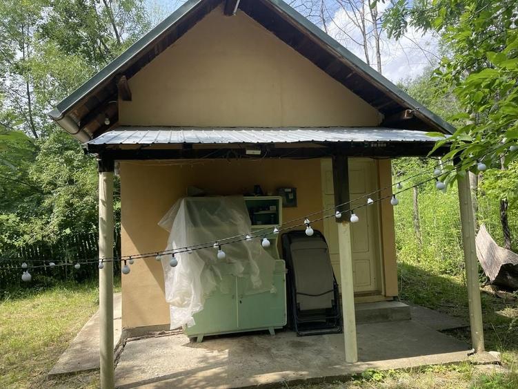 Casă în Buștenari