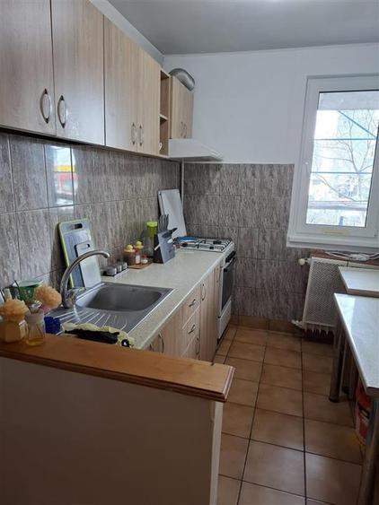 Garsonieră decomandată, mobilată în Brâncoveanu