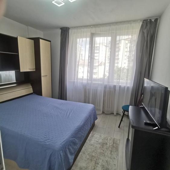 Inchiriez Apartment 3 Camere - 3
