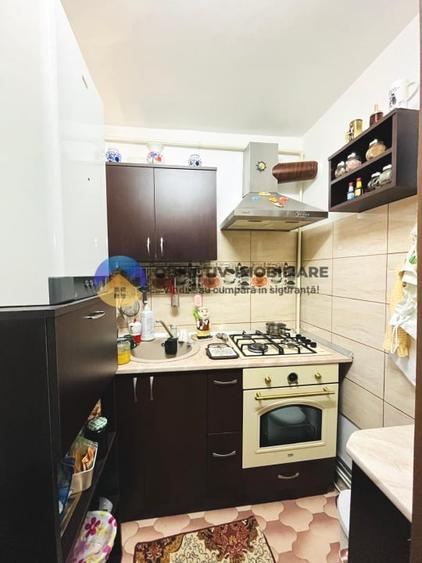 Apartament cu 4 camere decomandat, mobilat în Dărmănești