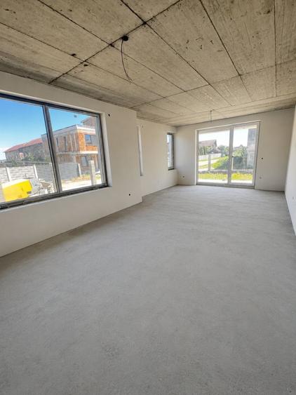 Casă individuală cu 4 camere cu Teren 450 Mp în Cetate