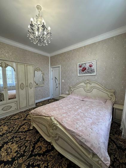 Apartament cu 4 camere semidecomandat în Central