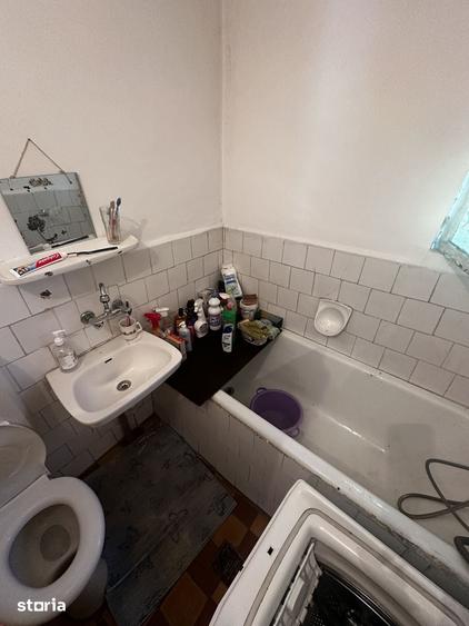 Casă cu 3 camere cu Teren 1124 Mp în Central