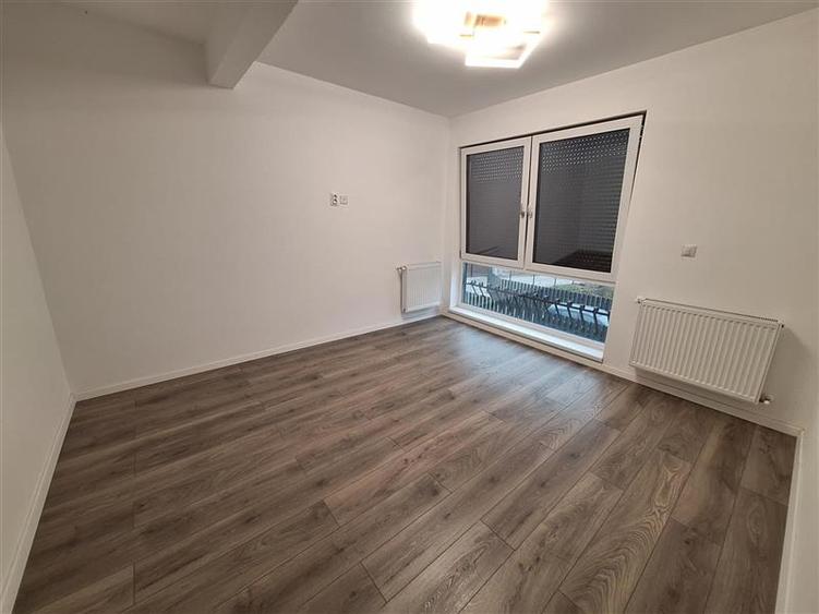 Duplex cu 4 camere cu Teren 520 Mp în 9 Mai