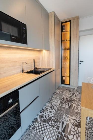 Apartament cu 3 camere decomandat, mobilat în 13 Septembrie