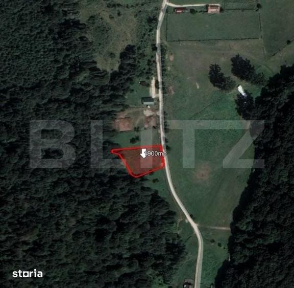 Teren de 1900 mp, în Cristian