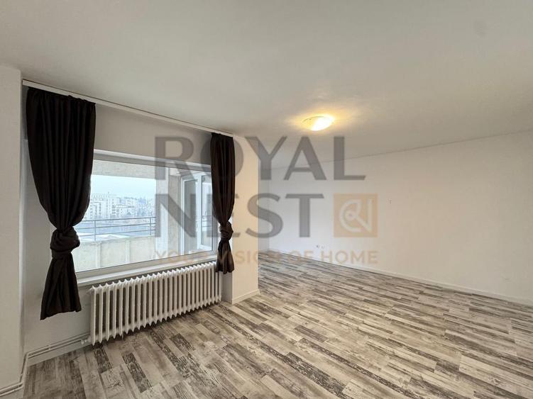 Apartament cu 4 camere decomandat în 15 Noiembrie