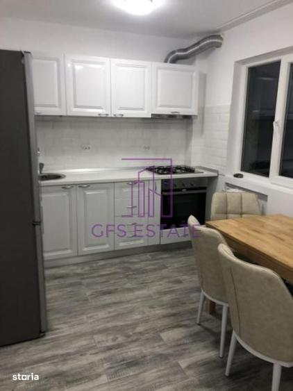 Apartament cu 3 camere decomandat în Drumul Taberei