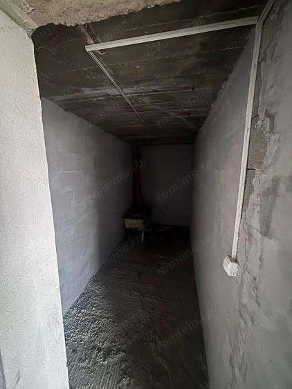 Casă cu 4 camere cu Teren 500 Mp în Nazna