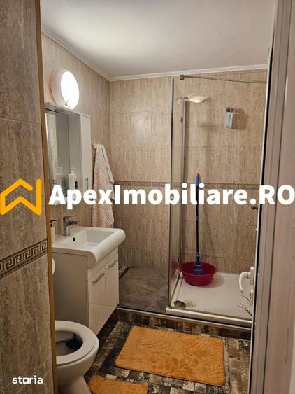 Apartament cu 2 camere decomandat în Vitan