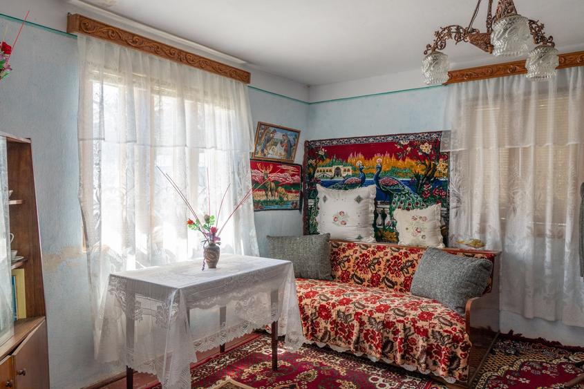 Casă individuală cu 4 camere cu Garaj în Măgirești