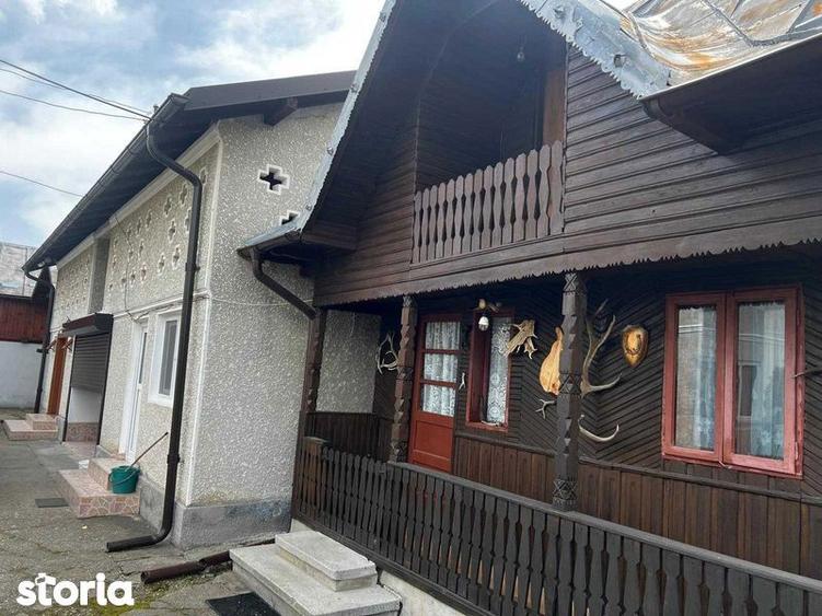 Casă cu 4 camere cu Teren 125 Mp în Central
