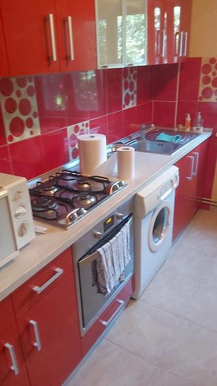Apartament cu 3 camere decomandat în Șagului