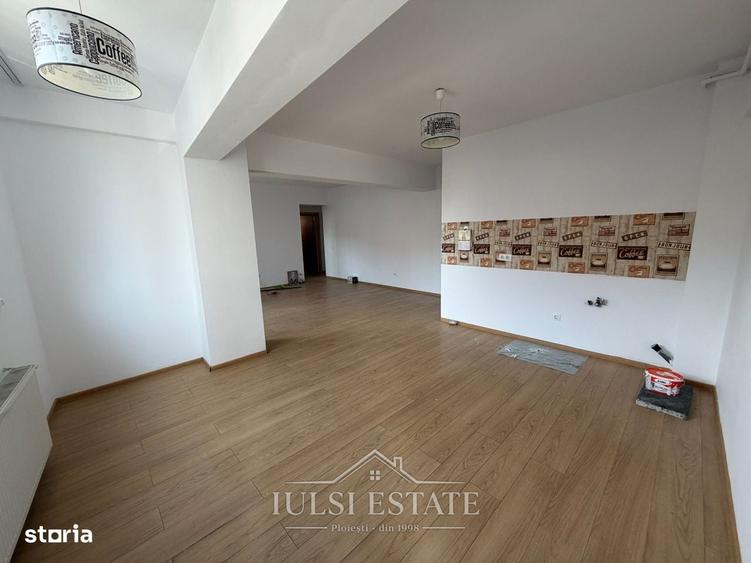 Apartament cu 3 camere decomandat în 9 Mai