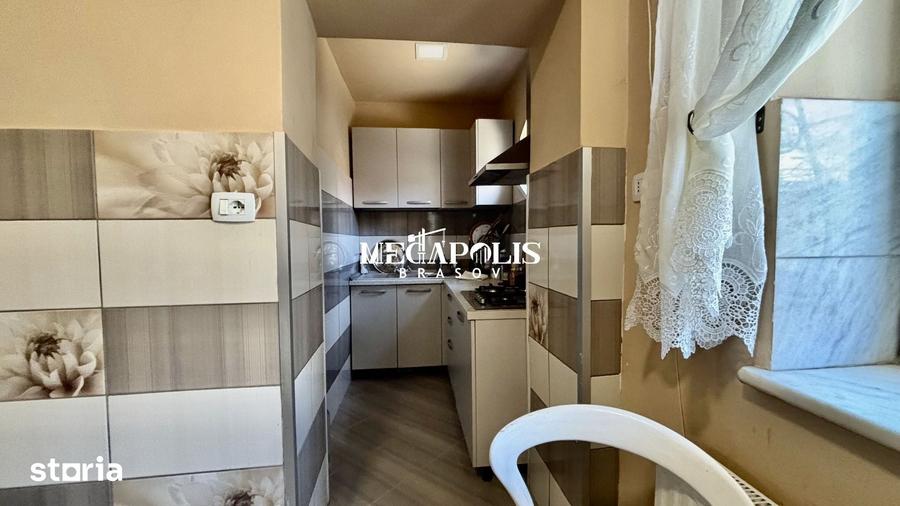 Casă cu 5 camere cu Teren 500 Mp în Central