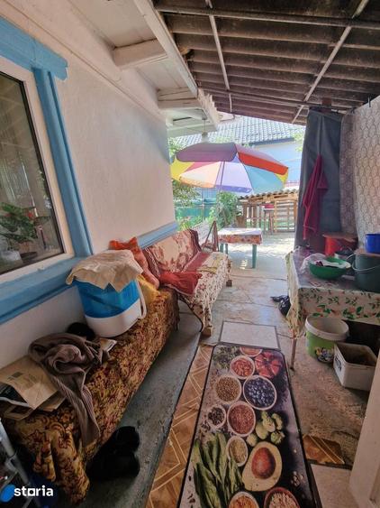 De vanzare casa batraneasca in Horia, teren de 700mp, 3 anexe, 55000e - 6