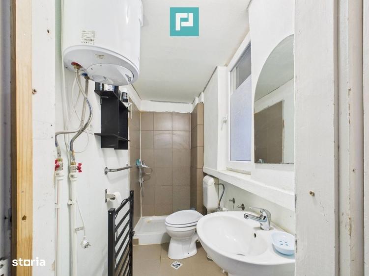 Casă cu 3 camere decomandat cu Teren 300 Mp în Central