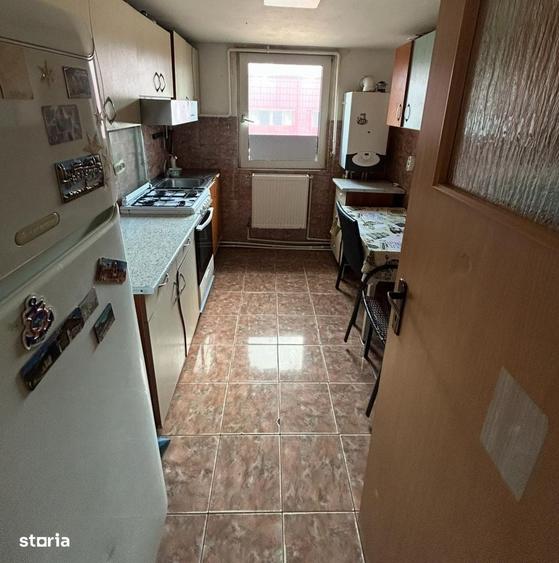 Apartament cu 2 camere decomandat - zona Mircea - 3