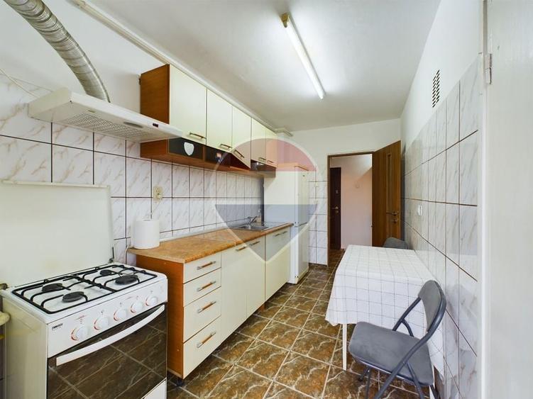 De inchiriat! Apartament de 3 camere decomandat, zona Garii! - 12