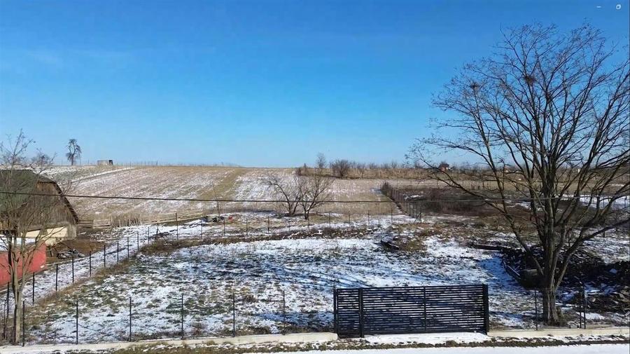Teren Construcții intravilan de 2000 mp, în Liteni (Moara)