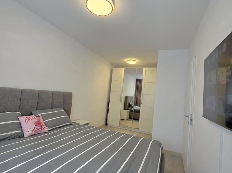 Apartament cu 2 camere decomandat în Theodor Pallady