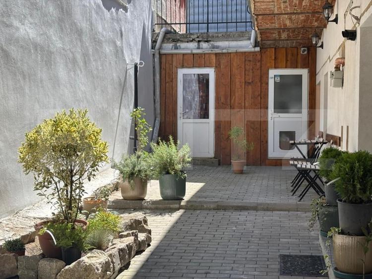 Apartament 2 camere de închiriat, 60 mp, zona Centrul Vechi - 1