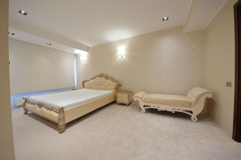 Apartament cu 3 camere semidecomandat, mobilat în Șoseaua Nordului