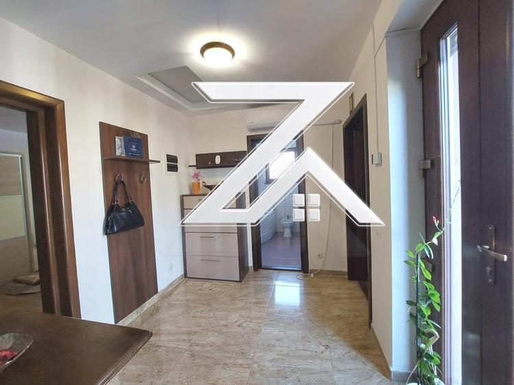 Casă individuală cu 3 camere cu Canalizare în Central