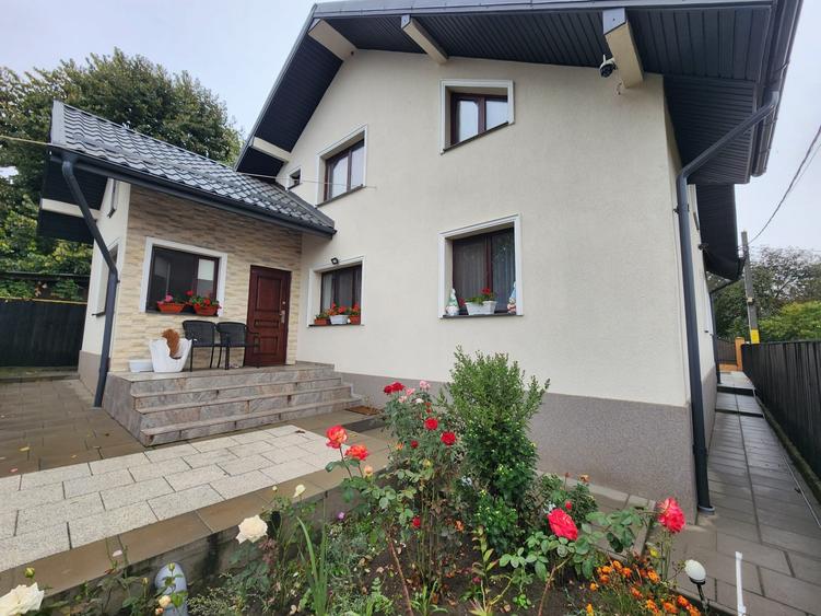 Casă individuală cu 5 camere cu Teren 513 Mp în Cug