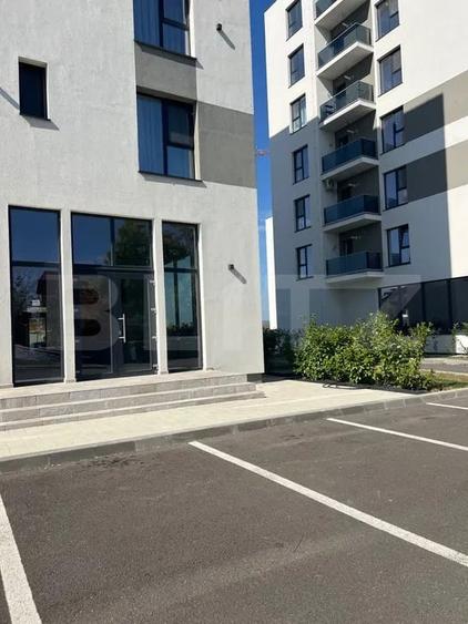 Spațiu comercial, de 82 mp, în Exterior Sud