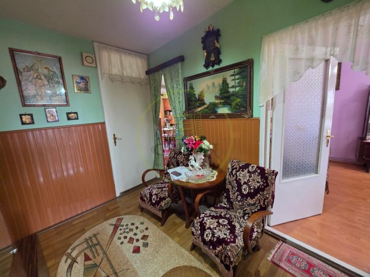 Apartament cu 4 camere decomandat în Hipodrom 3