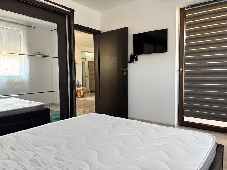 Apartament cu 2 camere semidecomandat, mobilat în Giroc