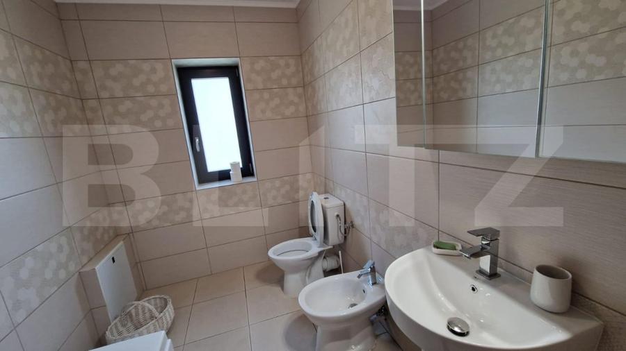 Casă individuală cu 4 camere cu Canalizare în Cornești