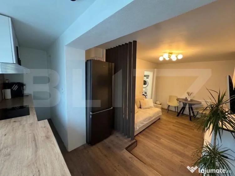 Apartament cu 3 camere semidecomandat în Central