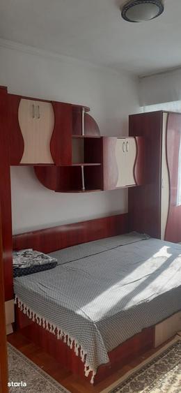 Apartament cu 2 camere decomandat în Ostroveni