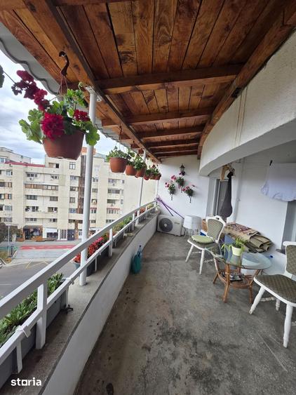 Apartament cu 3 camere în Șerbănești