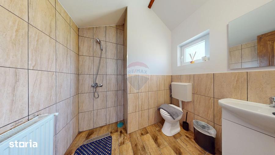 Casă cu 3 camere cu Teren 397 Mp în Poian