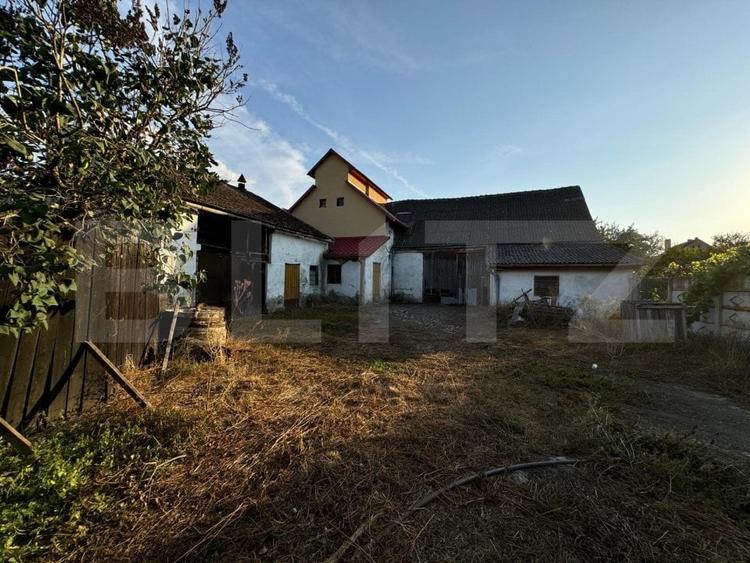 Casă individuală cu 5 camere cu Canalizare în Vințu de Jos