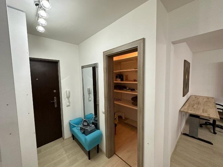 Apartament cu 2 camere semidecomandat, mobilat în Dumbrăvița