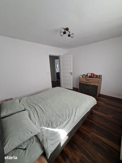 Casă cu 3 camere cu Teren 1600 Mp în Prisăcani