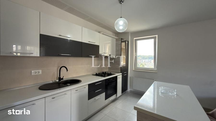 Apartament cu 2 camere decomandat în Astra