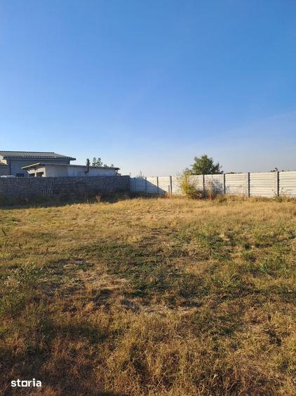 Teren de 850 mp, în Cârcea