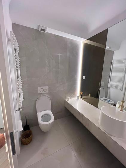 Apartament cu 2 camere decomandat în Pipera