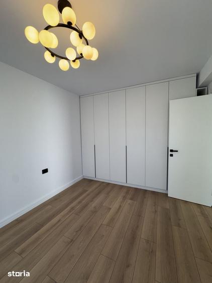 Casă cu 4 camere cu Teren 330 Mp în Central