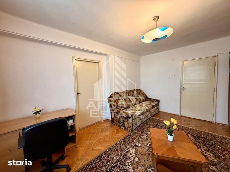 Apartament cu 2 camere în Complex Studențesc