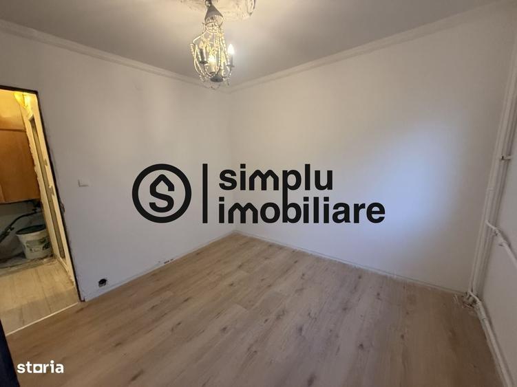 Apartament cu 4 camere decomandat în Valea Rosie