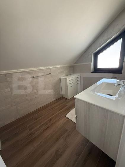 Triplex 4 camere, 110 mp utilii, zona Penny Moara - 18