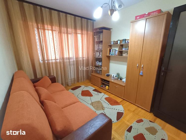 Apartament trei camere - Zona ?coala Nr. 9 - 84 mp