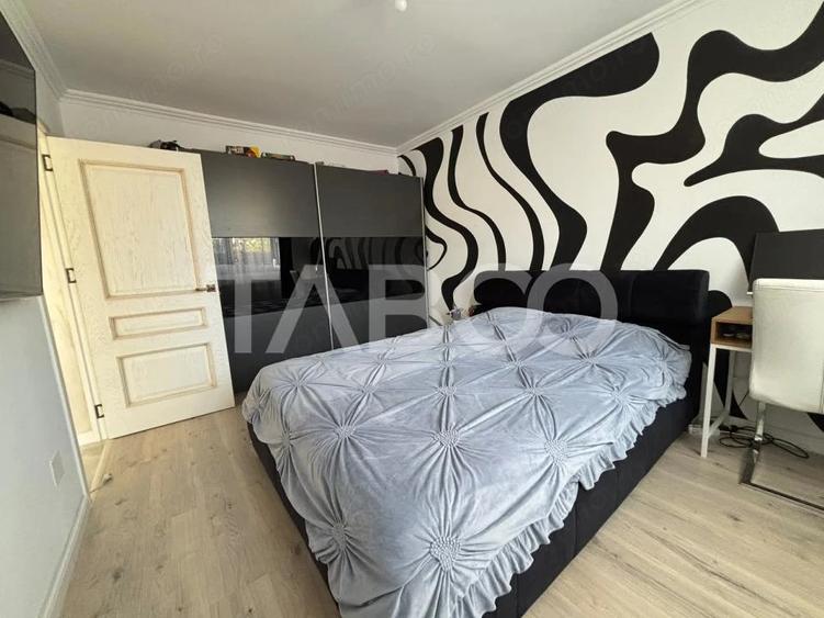Casă cu 6 camere cu Teren 464 Mp în Central
