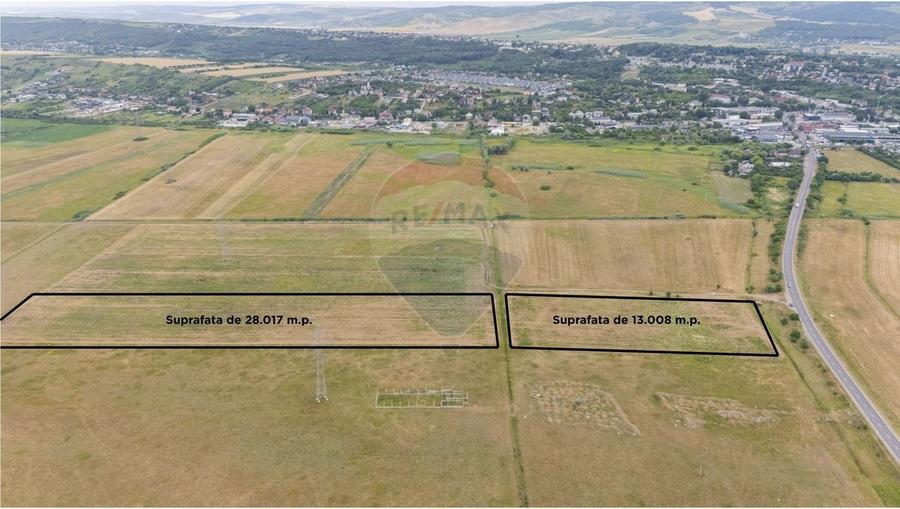 Teren agricol extravilan de 41025 mp, în Periferie